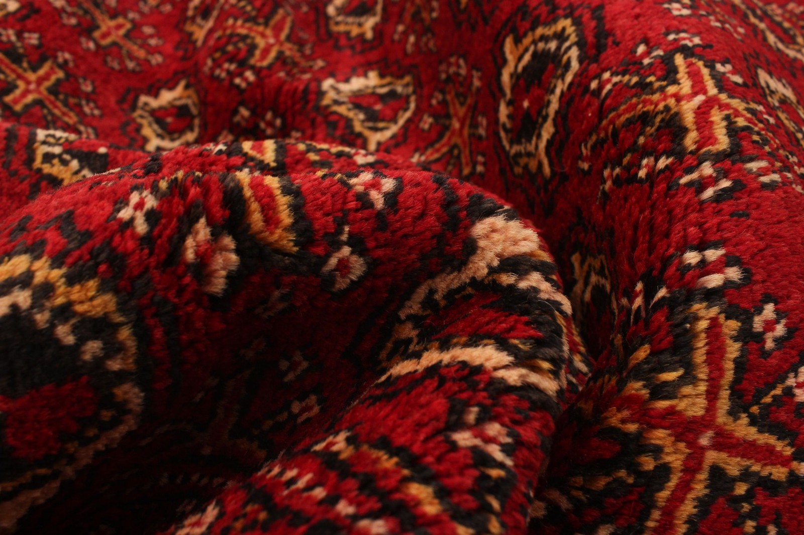 Vintage 5’2″ x 10’3″ Traditional Hand Knotted Vegetable Dye Wool Area Rug
