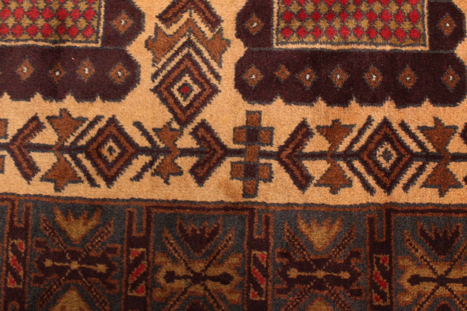 Vintage 3’4″ x 6’2″ Traditional Hand Knotted Vegetable Dye Wool Area Rug
