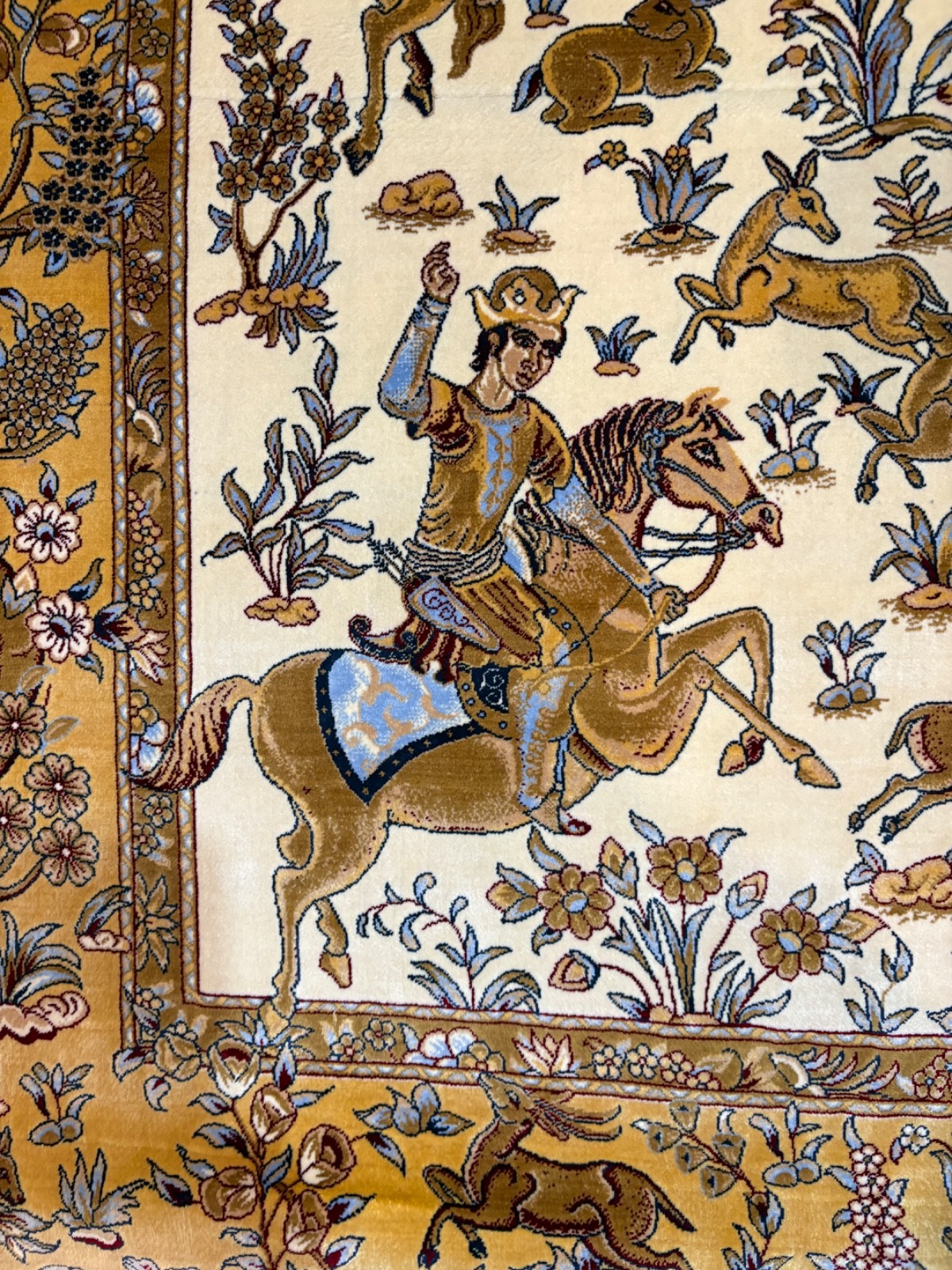 Classical Hunting Scene Rug. Loom Made in Art Silk in Astounding Detail / Colors