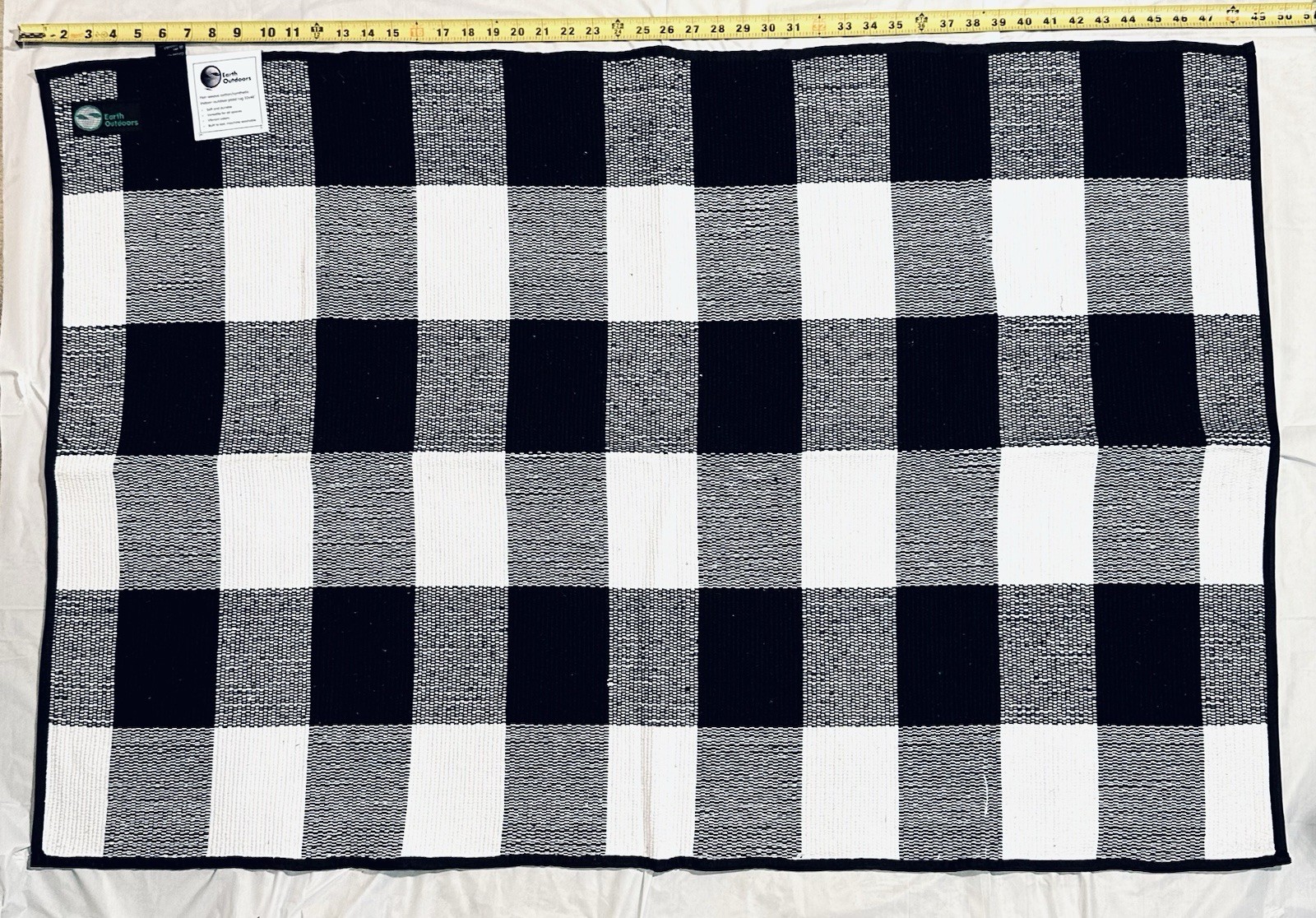 Flat-weave cotton/synthetic indoor-outdoor plaid rug 32×48″ Earth Outdoors