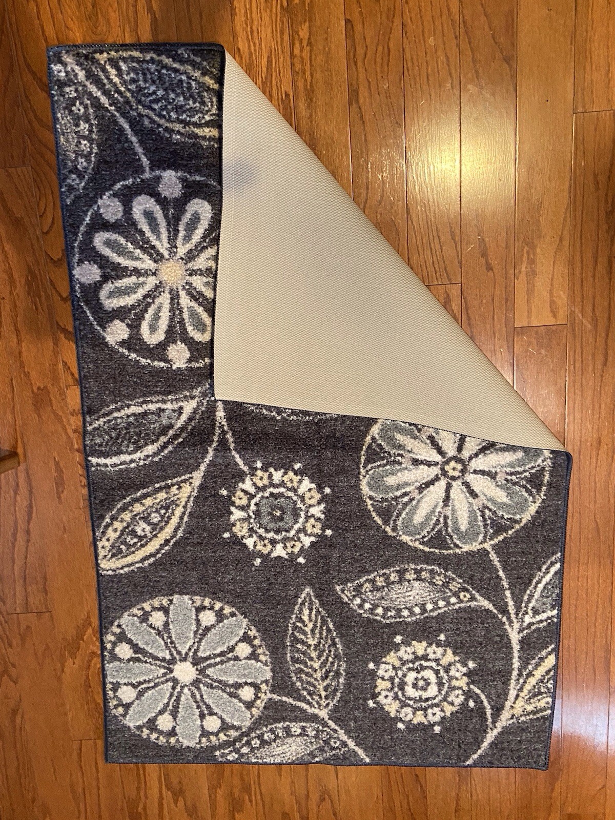 30×46 Modern Floral Maple Rugs