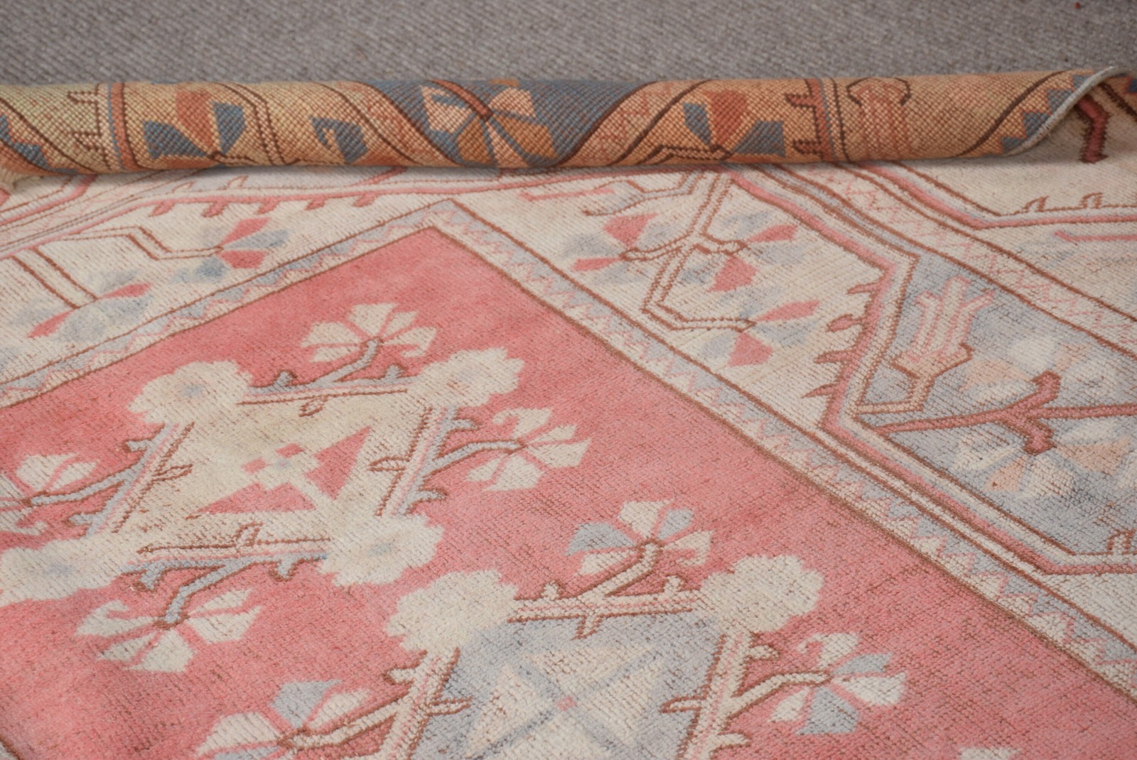 Vintage Turkish Rug 4,8×8,2 ft (147×250 cm), Pink Wool Rug