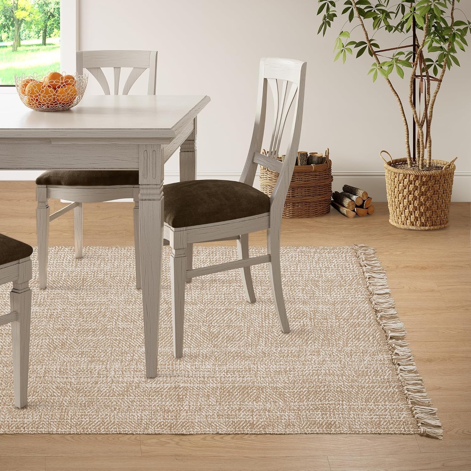 Modern 4′ x 6′ Braided Indoor Accent Rug in Tan/Cream – Perfect for Pets
