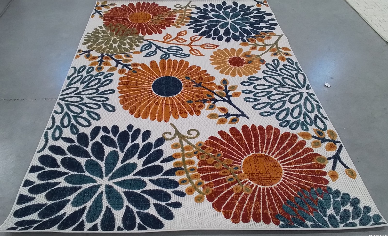 CREME / RED 5′-3″ x 7′-6″ Back Stain Rug, Reduced Price 1172792234 CBN832A-5