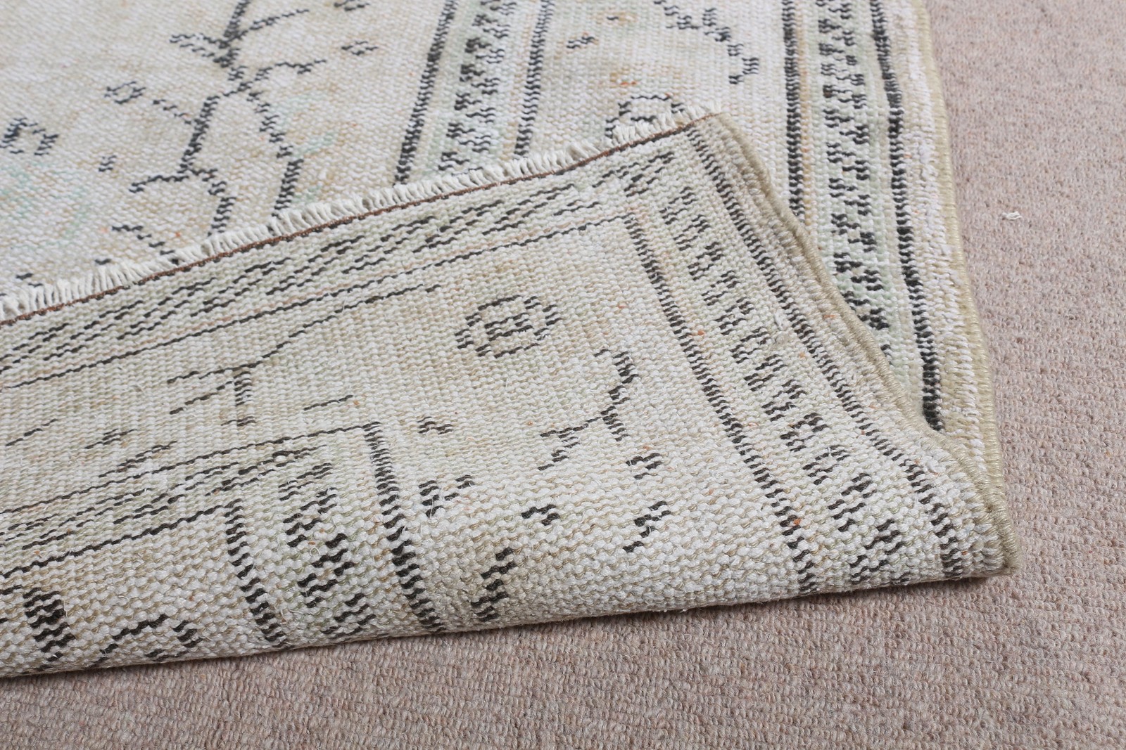 5,4×8,7 ft Vintage Turkish Rug, Large Rug, White Wool Rug