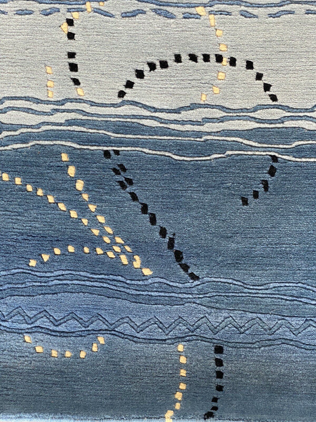 R444 Blue Color Modern Woolen Tibetan Area Rug 4′ X 6′ Hand Knotted in Nepal