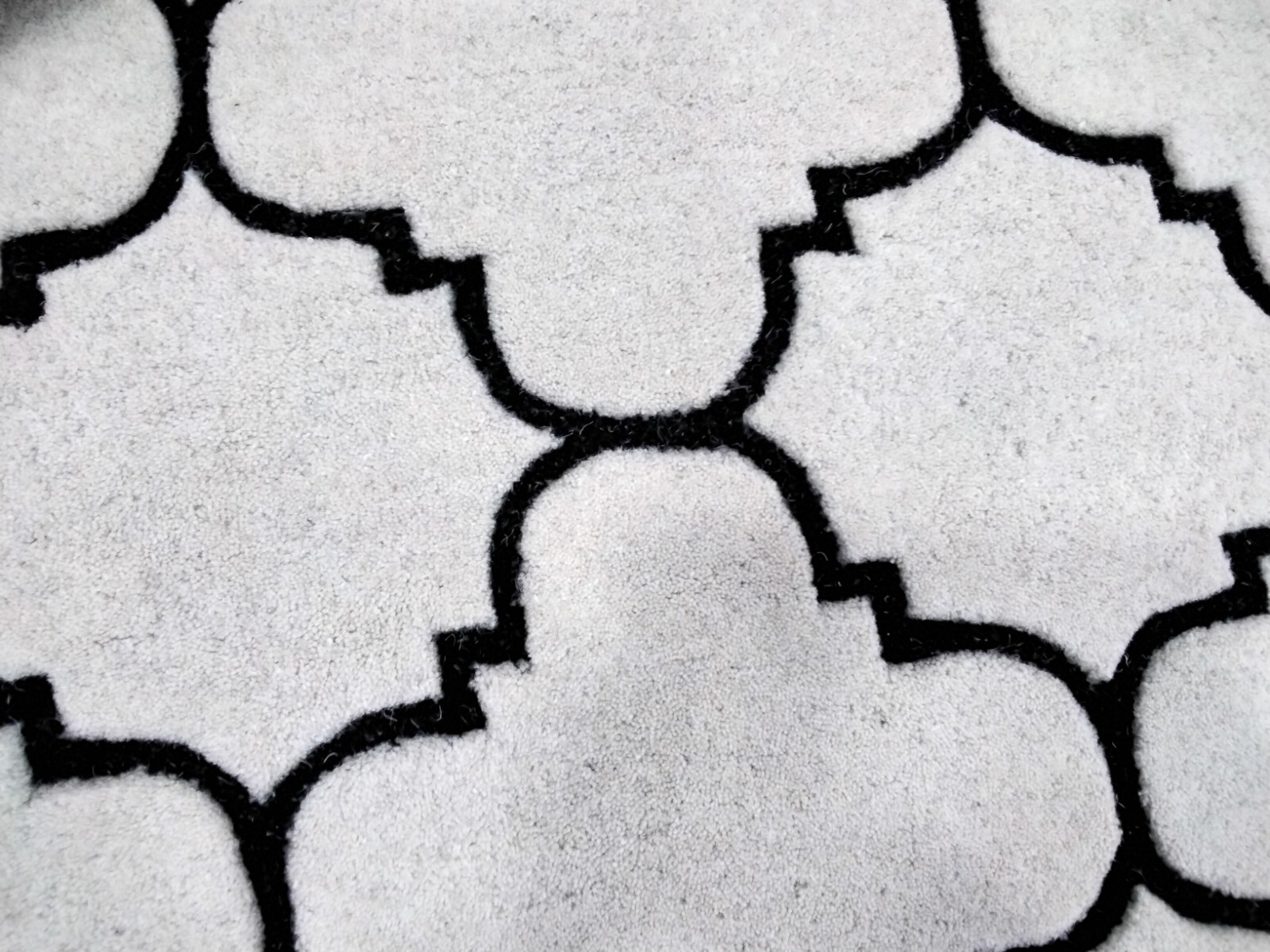 IVORY / BLACK 8′-9″X8′-9″Square Stained Rug Reduced Price 1172734423 CHT717A-9SQ