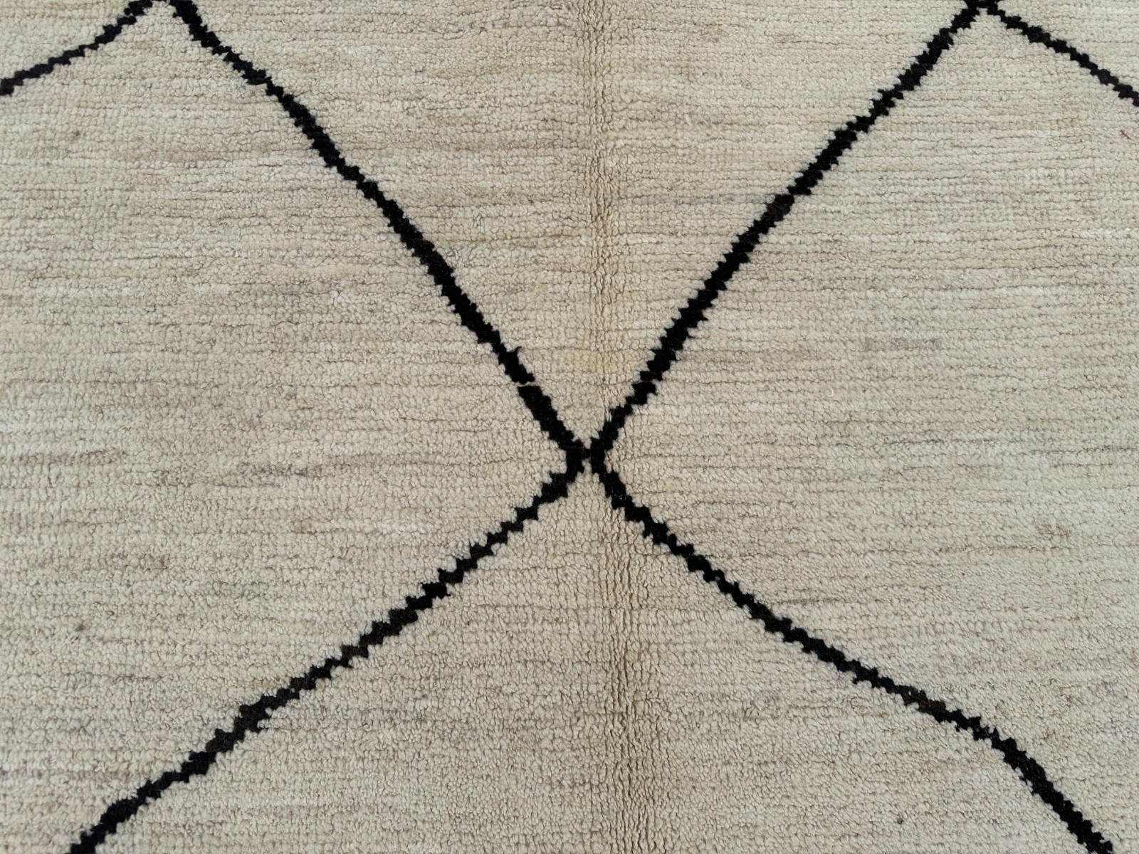 4’9″ x 6’5″ Moroccan Style Rug Afghan Hand-Knotted Wool Soft Pile Area Carpet