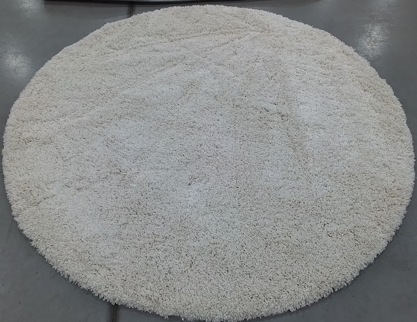 IVORY 5′-1″ x 5′-1″ Back Stain Rug, Reduced Price 1172805942 SG180-1212-5R