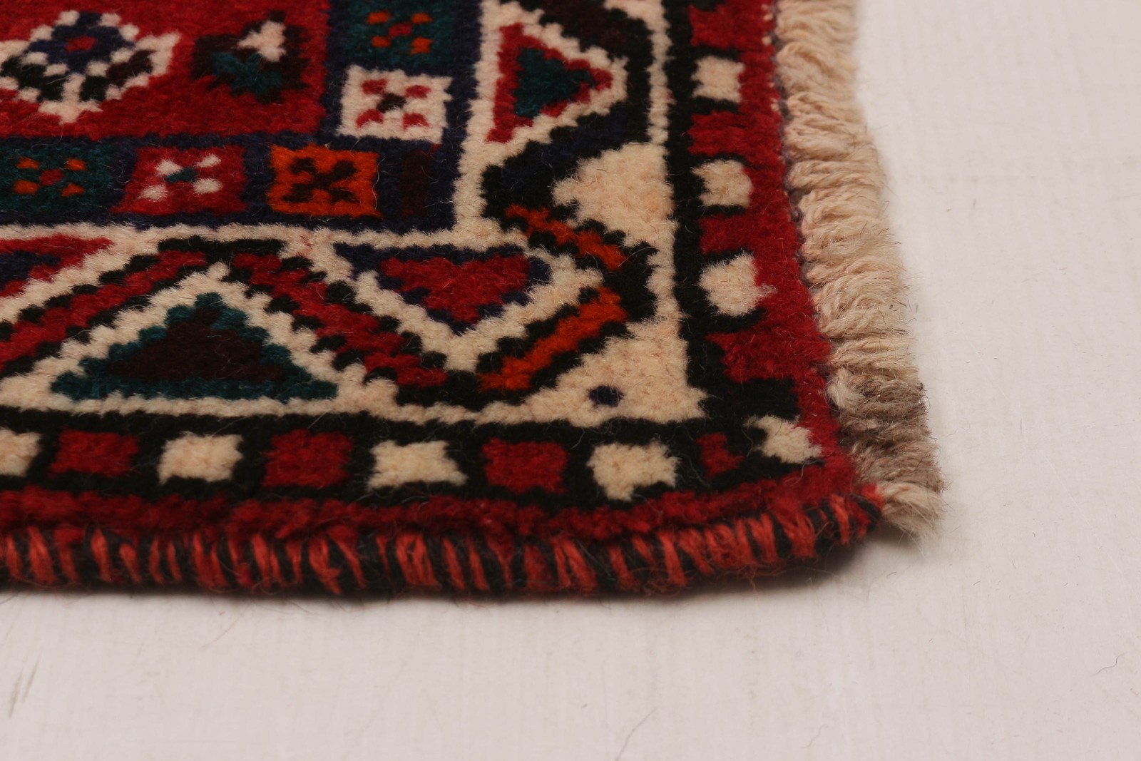 Vintage Hand-Knotted Area Rug 3’6″ x 5’0″ Traditional Oriental Wool Carpet