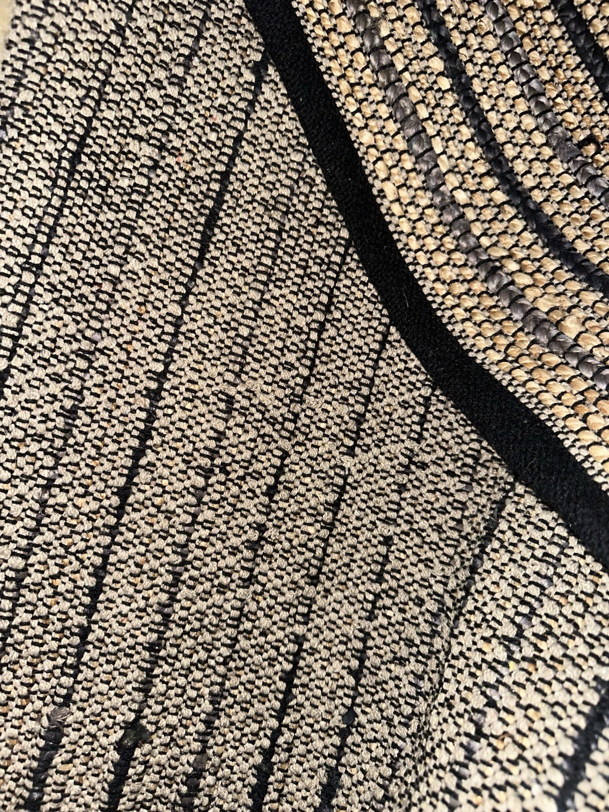 Set Of 2 Black Tan Jute Cotton Rugs Size 45″ x 27″ Brand New