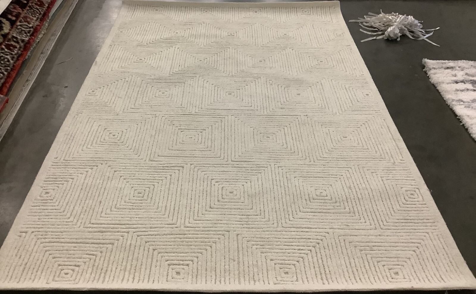 IVORY 6′ X 9′ Flaw in Rug, Reduced Price 1172668647 TXT102A-6