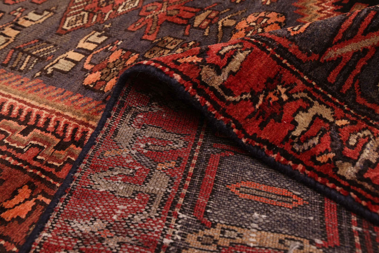 Vintage 4’5″ x 8’11” Traditional Hand Knotted Vegetable Dye Wool Area Rug