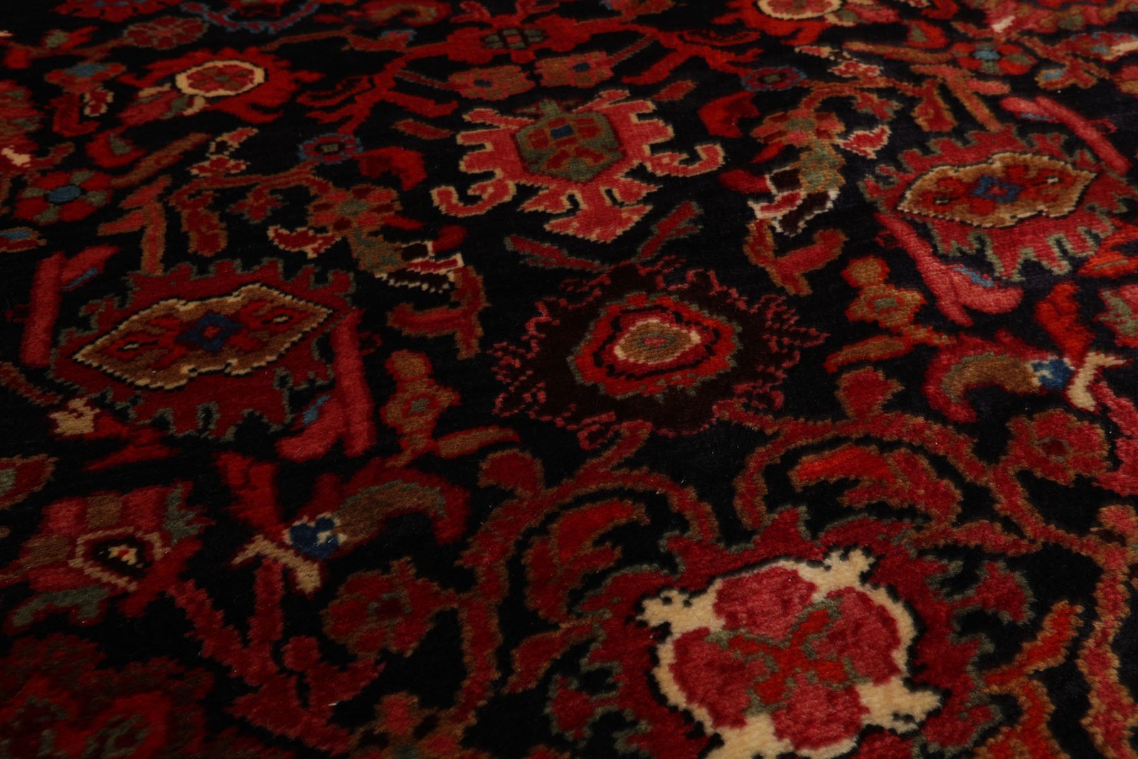 5’8”x10’6” Hand Knotted Wool Midnight Blue Maalayer Plush Pile Rug
