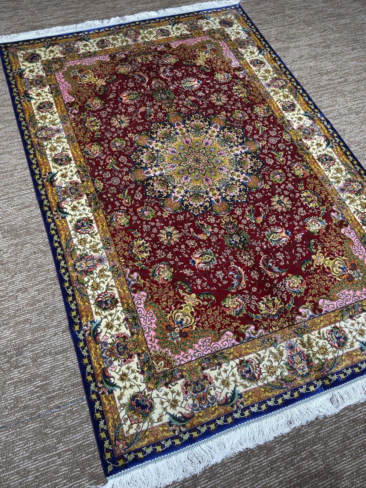 Vintage Pers,lan Silk Rug, Crimson Red Blue Vida Medallion Traditional Oriental￼