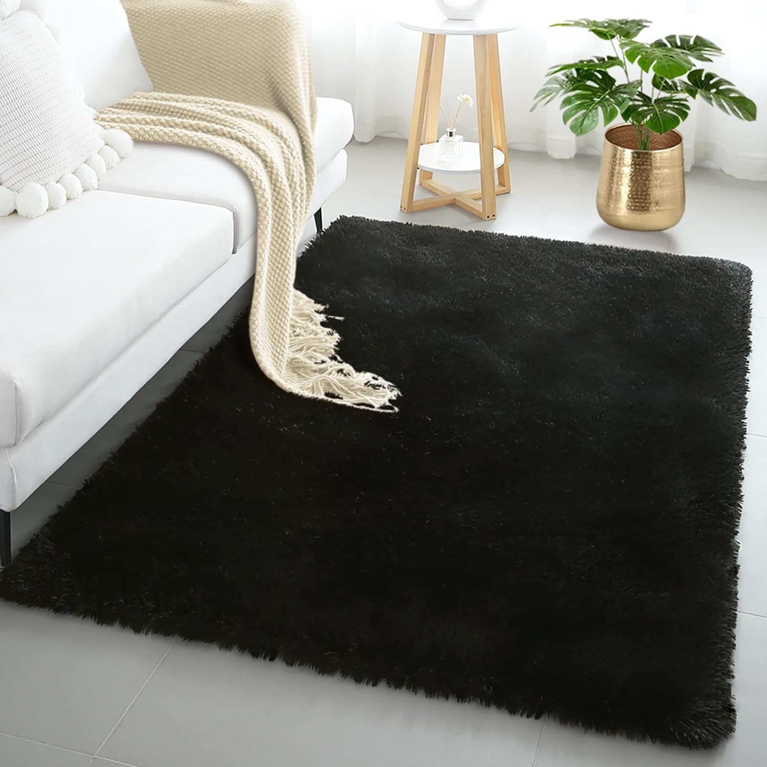Alfombra Suave y Peluda para Dormitorio Sala de Estar Negra 4 x 6 Pies Black