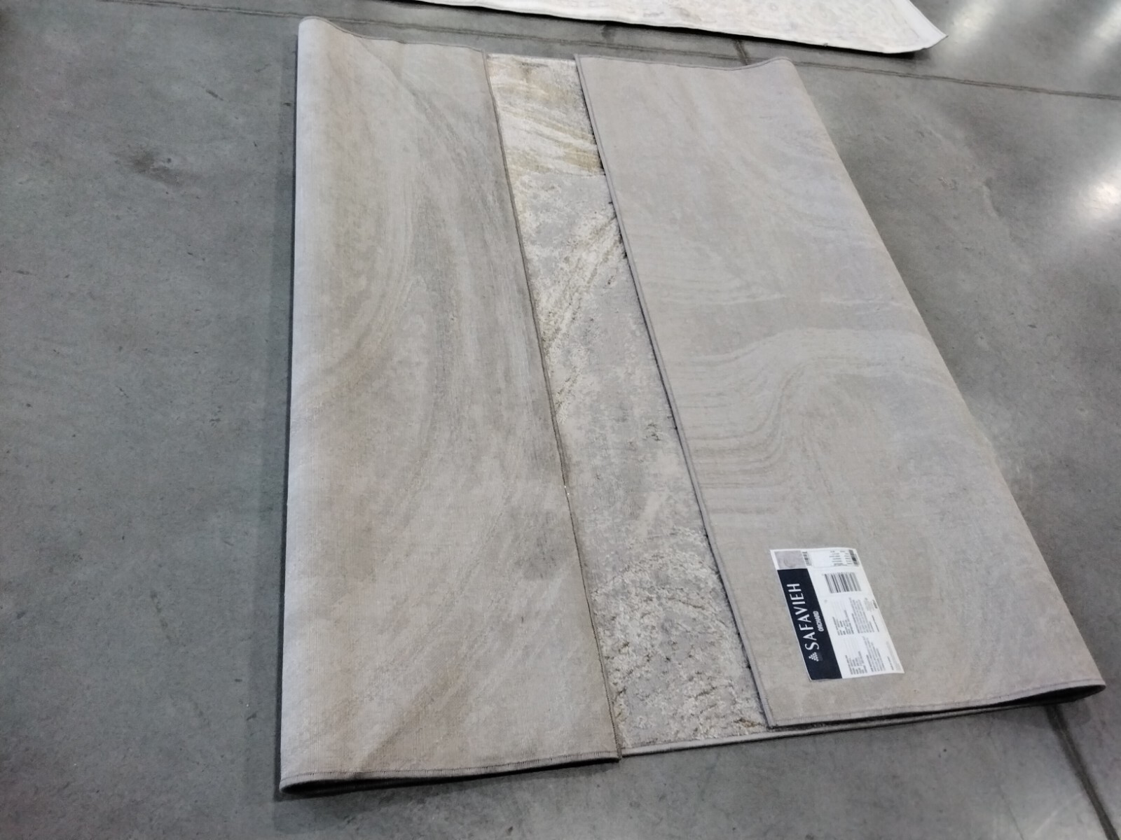 GREY / GOLD 5′-5″ X 7′-7″ Back Stain Rug, Reduced Price 1172755114 ORC617H-5