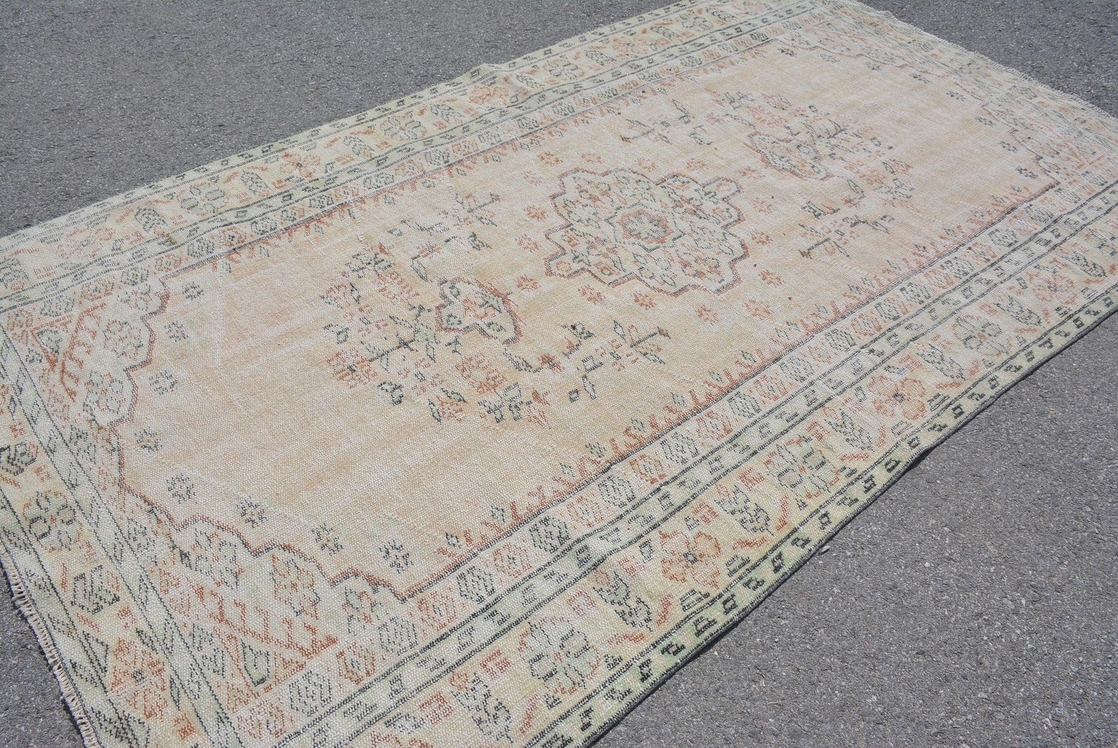 Turkish Vintage Rug, 5,4×9,3 ft Rug, White Ikat Wool Rug