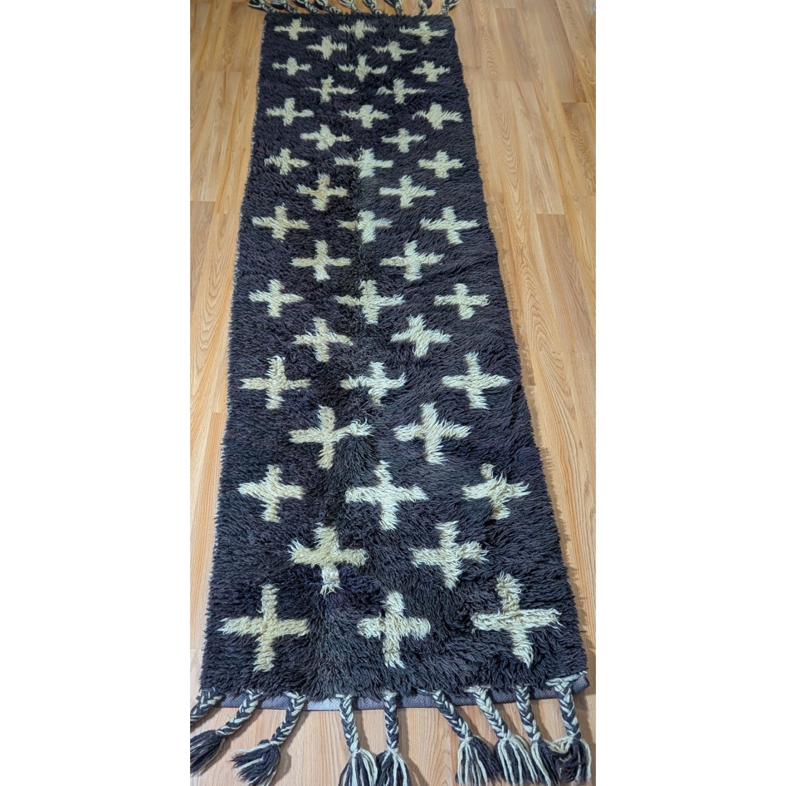 100% Wool Shag Runner Rug 31×110 Brown Cream Cross Boho Tassels