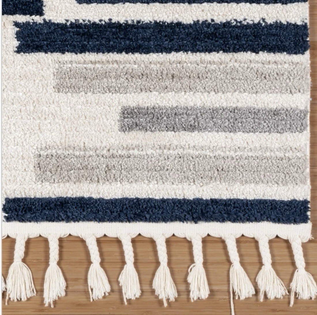 Gertmenian, Area Rug “Harper ” Collection Arliss ( 3ft 4in x 5 ft)