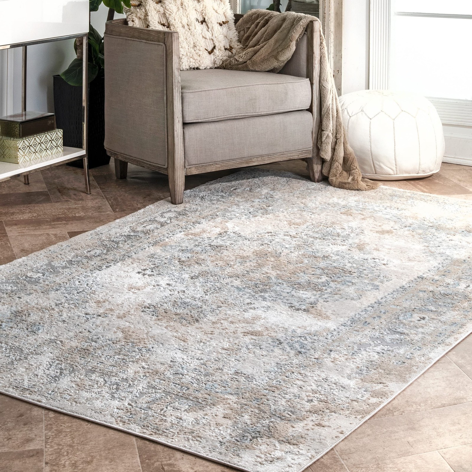 Nuloom Jodee Vintage Medallion Area Rug 4X6 Silver Cfdr04B-406