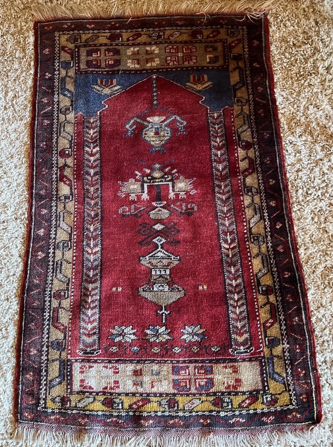 Vintage Turkish Rug HandMade 48” X 31”