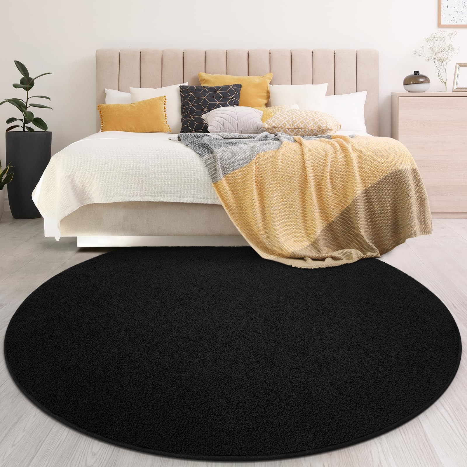 Ultra Soft Round Area Rugs for Living Room Bedroom, 4×4 Feet Black Thickened …