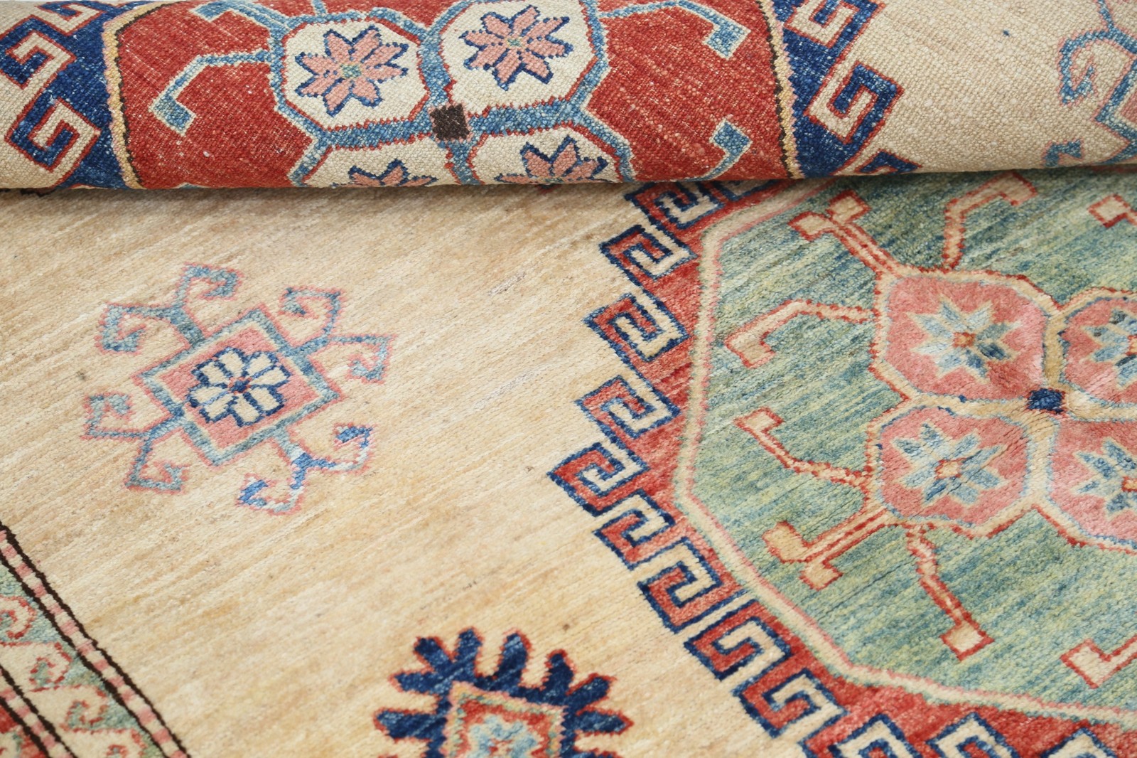 4.8×7 ft Wool Handknotted Turkish Area Rug for Living Room and Bedroom Decor