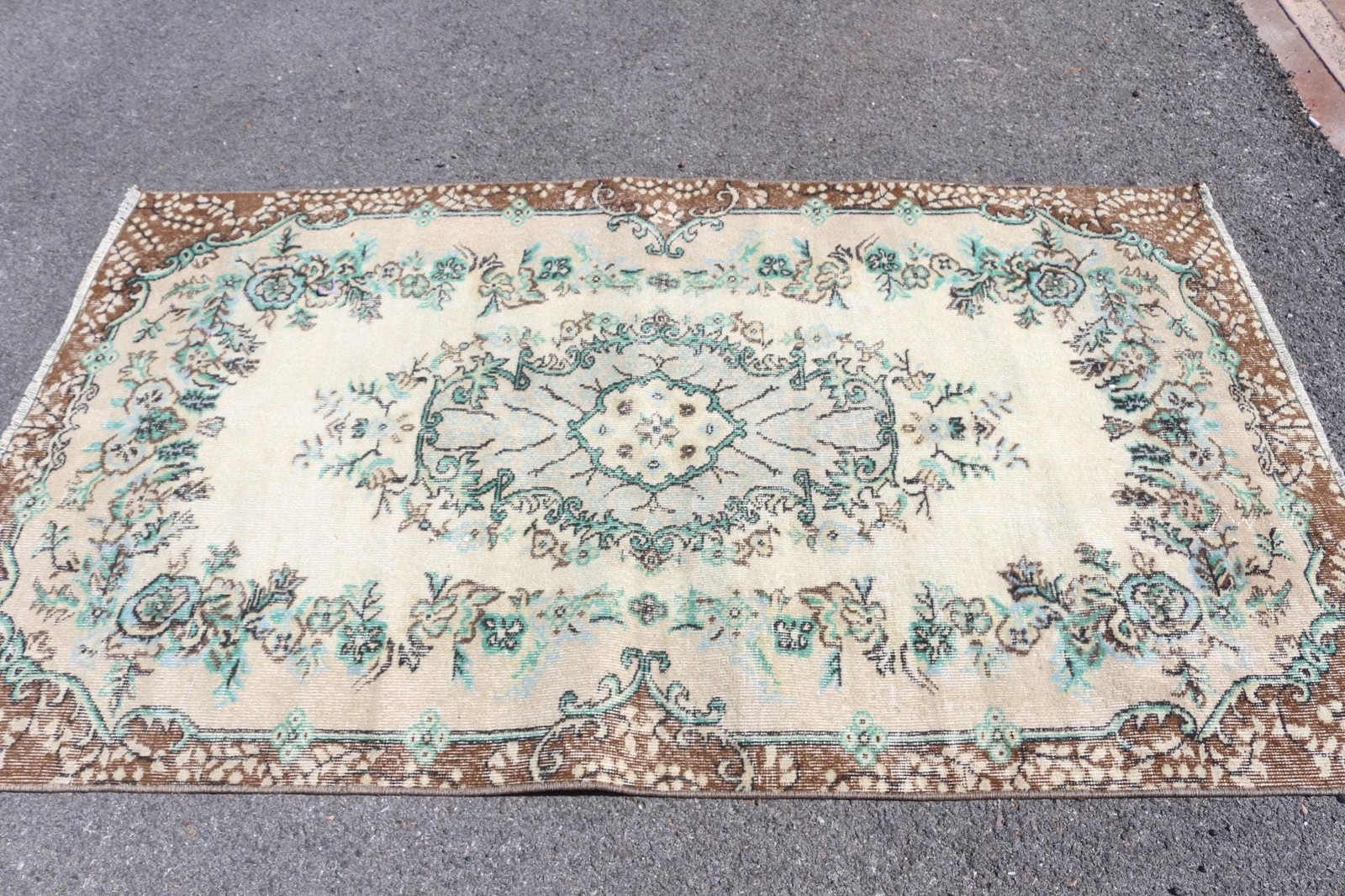 3,9×6,7 ft Vintage Rug, Turkish Area Rug, Brown Ombré Wool Rug