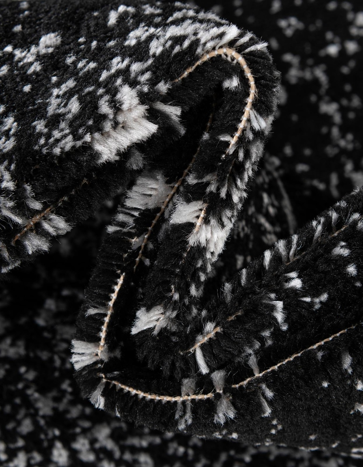 Unique Loom Sofia Collection Area Rug – Casino 5 3 X 8 Oval Black/ Ivory 3193471