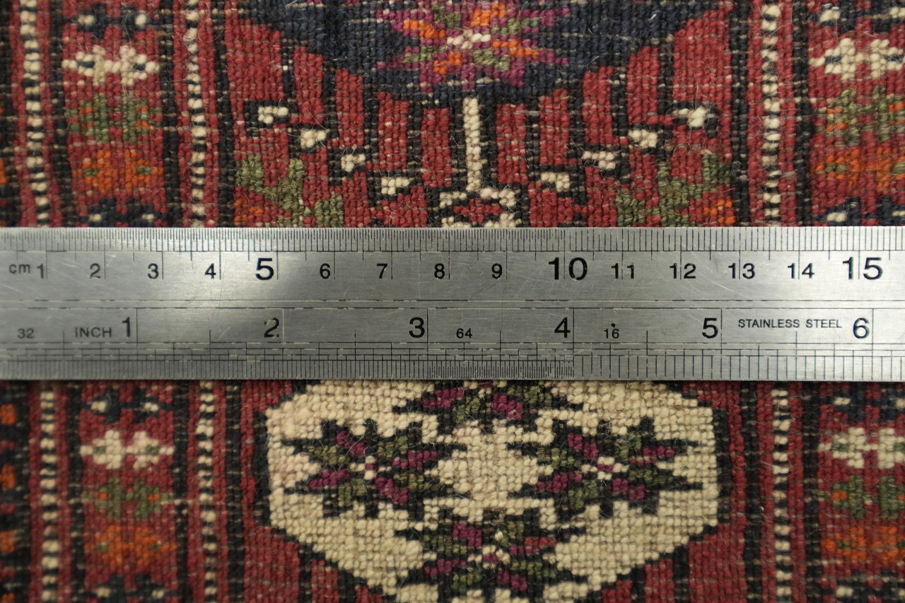 Geometric 5×6 Wool Traditional Oriental Rug in Rust Red & Ivory