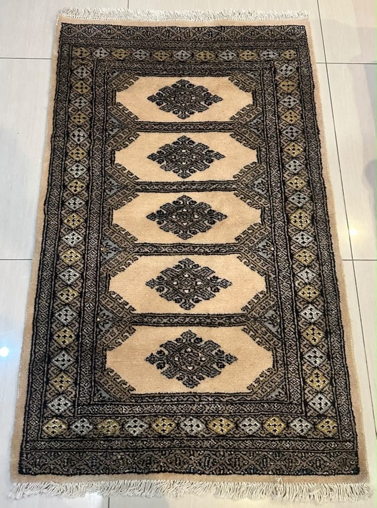 Vintage Hand-Knotted Area Rug 2’7″ x 4’1″ Traditional Oriental Wool Carpet