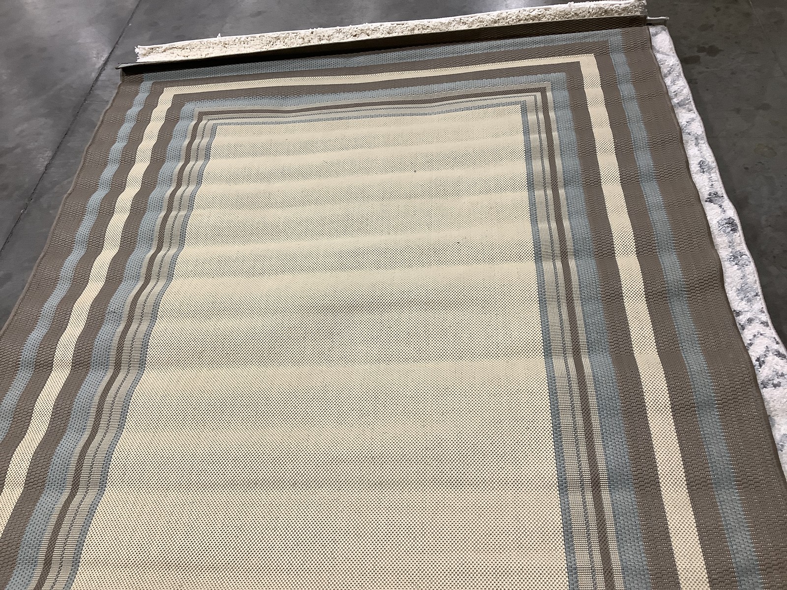 BEIGE / BLUE 5′-3″ x 7′-7″ Damaged Rug, Reduced Price 1172685500 CY7896-79A18-5