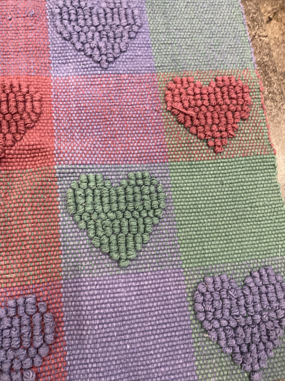 Vintage 1980s rug with hearts multicolored hearts Design rug 35 x 21.5”