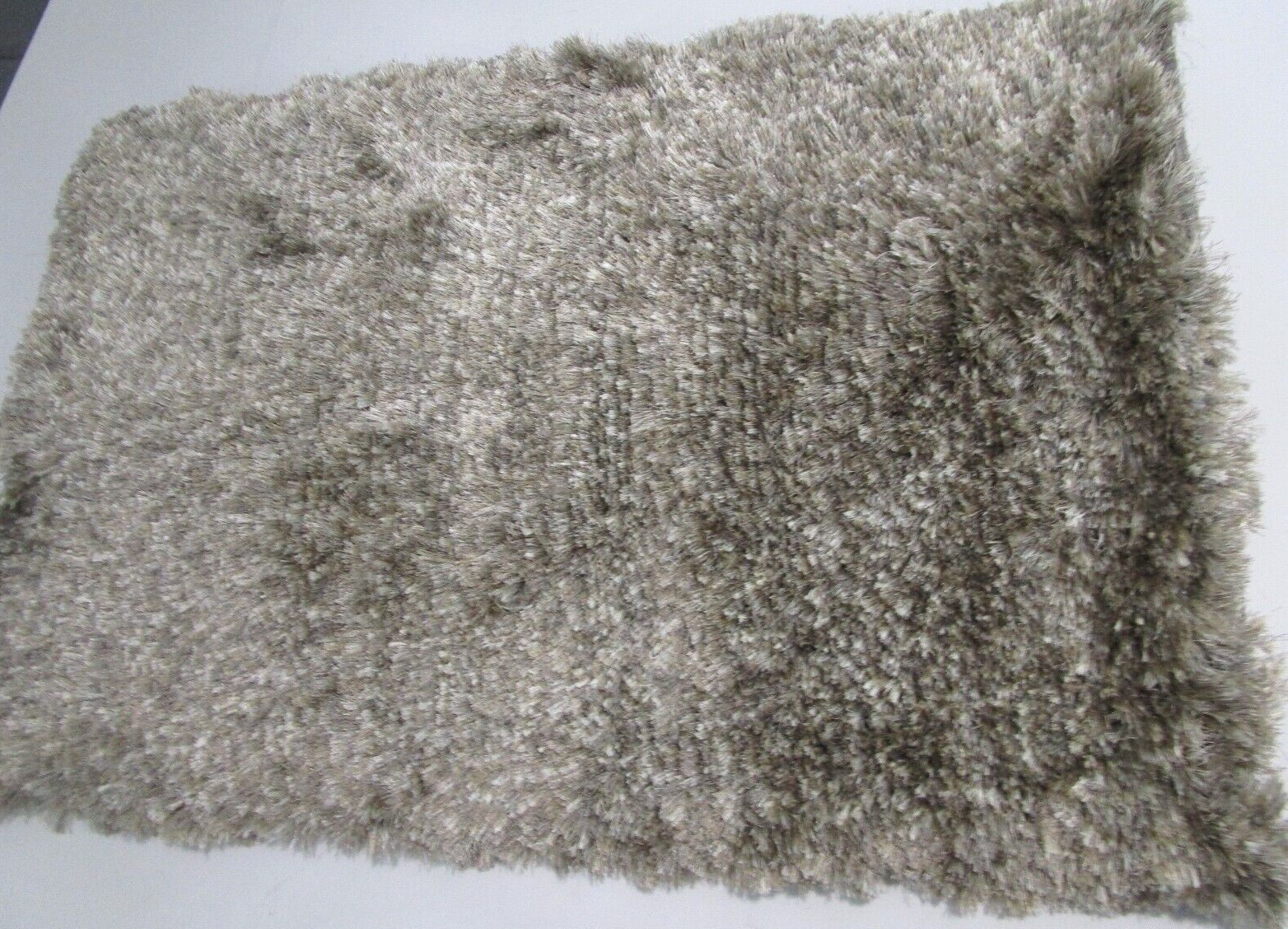 Soft Shaggy Wool Rug 2ft x 3ft Fluffy Carter Shag Taupe 91549 Poly Wool Shag