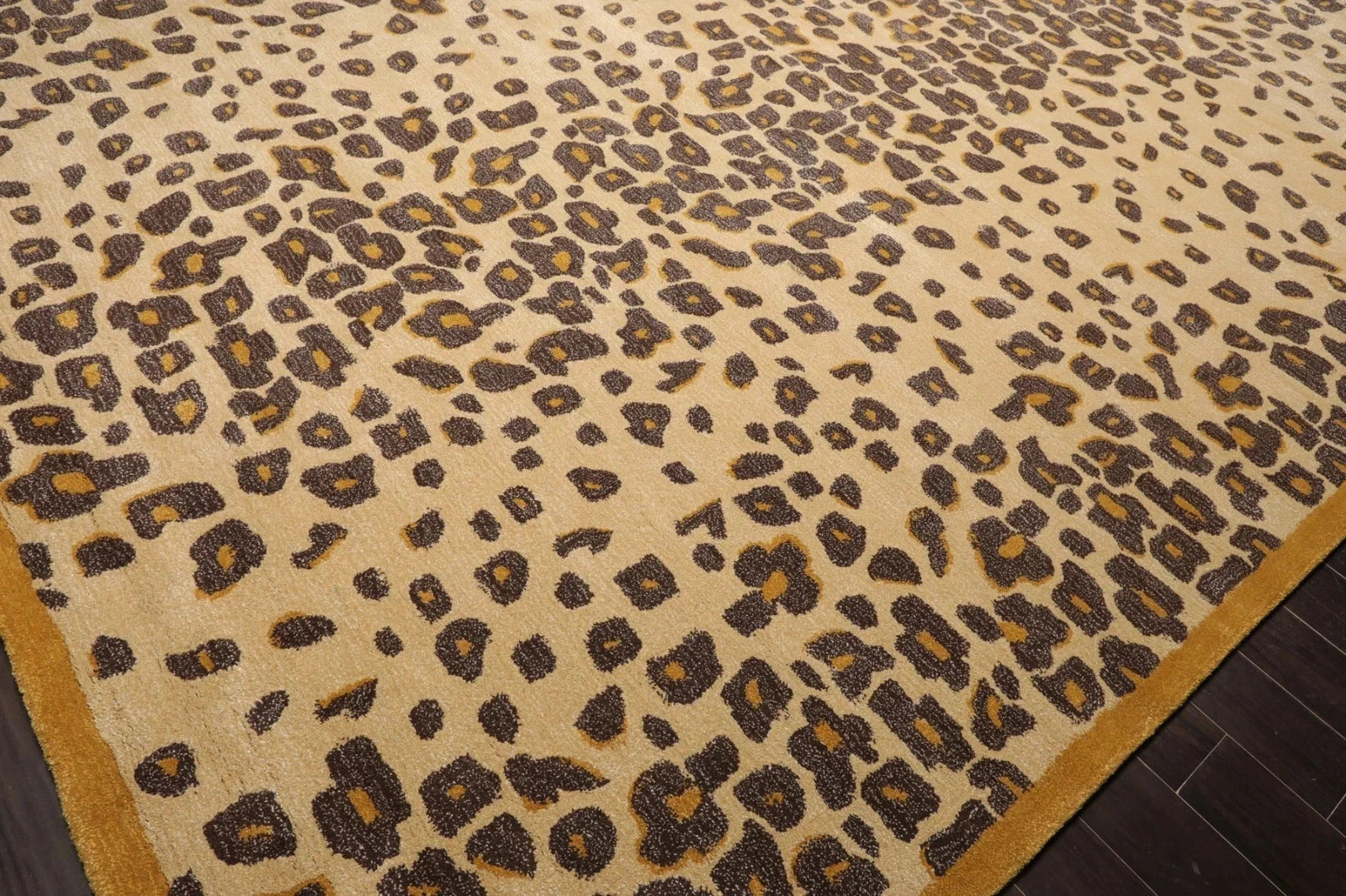 Leopard Print Wool Premium Wool Hand Tufted Area Rug Modern Living Room Bedroom