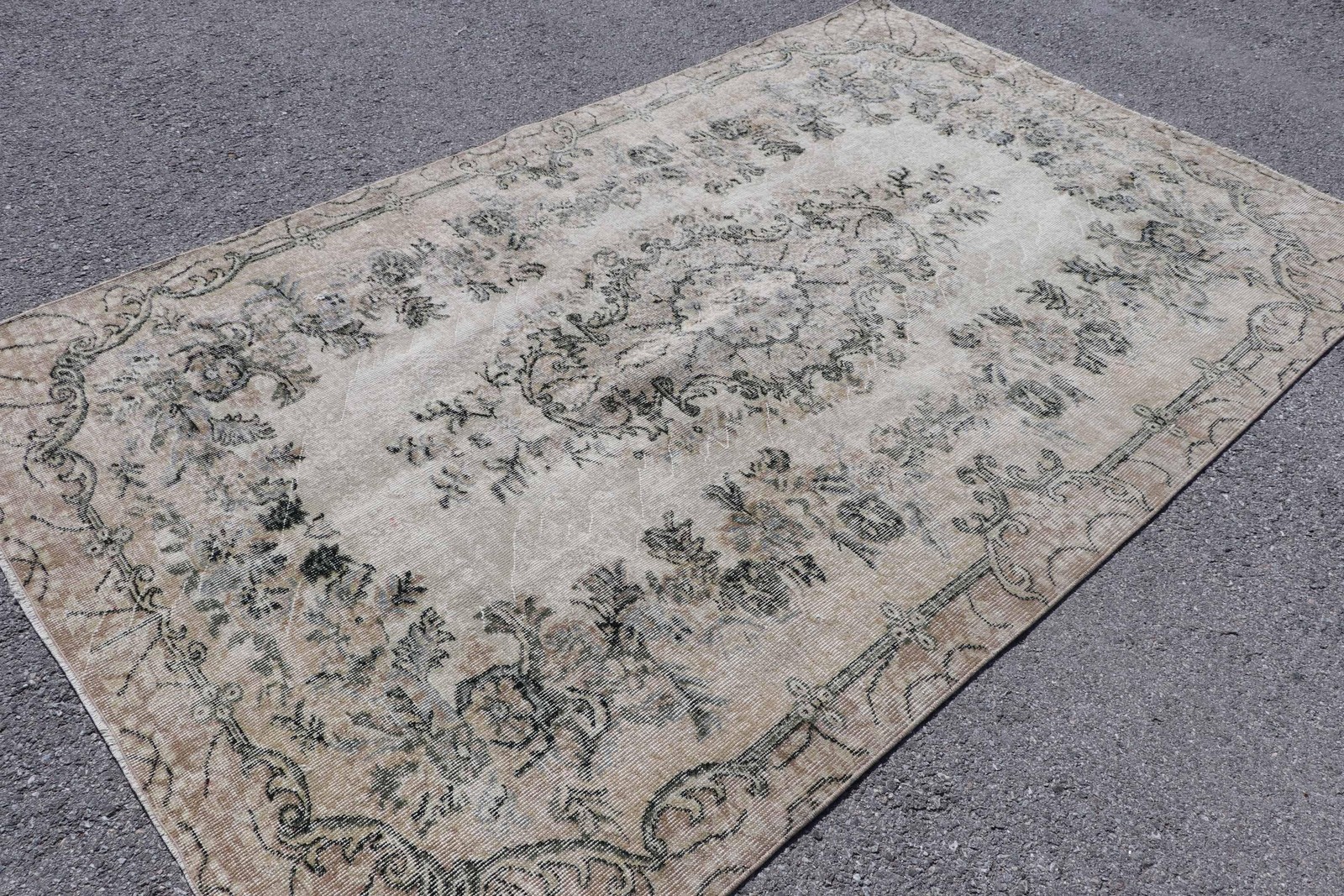 Vintage Large Rug 5,4×8,8 ft, Gray Camouflage Turkish Wool Rug