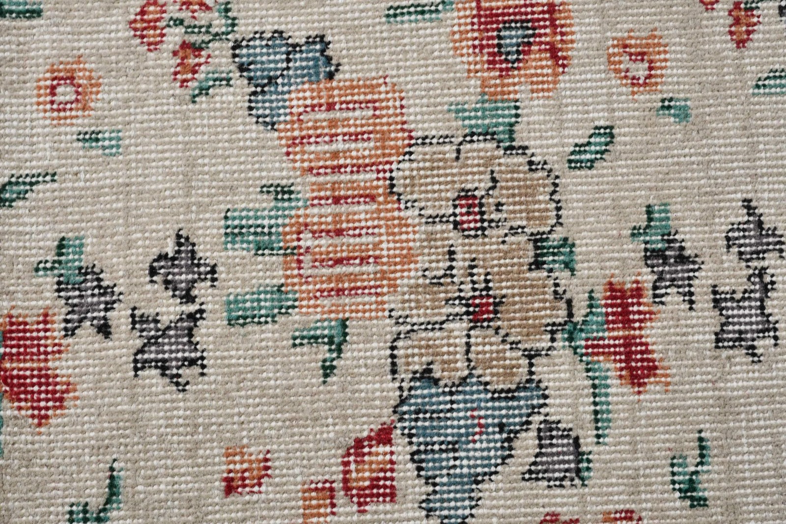 Vintage Area Rug 3,9×6,9 ft (119×211 cm), Turkish Red Solid Rug