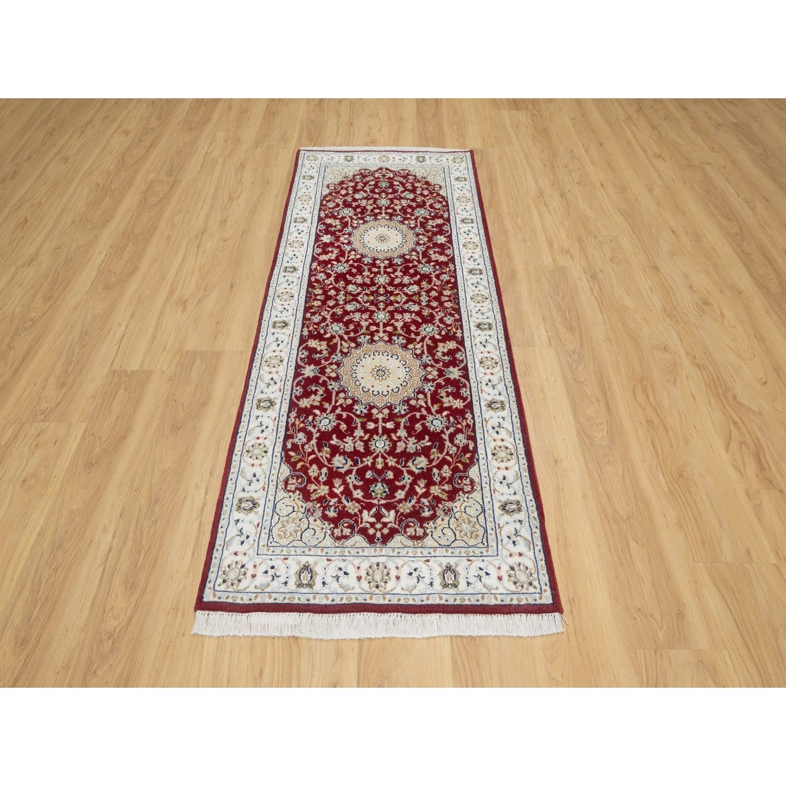 2’8″x6’8″ Rosewood Red Wool and Silk Nain Hand Knotted 250 KPSI Rug R90882