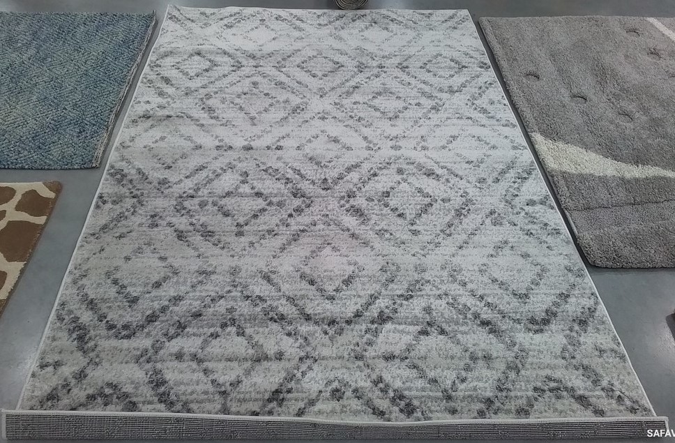 LIGHT GREY / GREY 5′-1″ x 7′-6″ Flaw in Rug, Reduced Price 1172806419 ADR131C-5