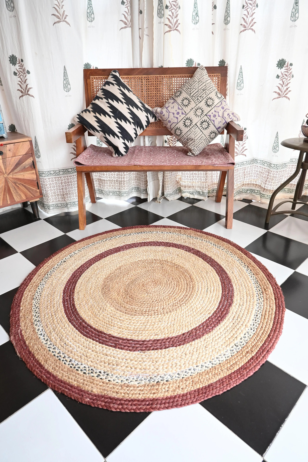 Rugmoda Jute Rug Natural & Maroon Braided Round 4×4 ft Living Room Area Rug