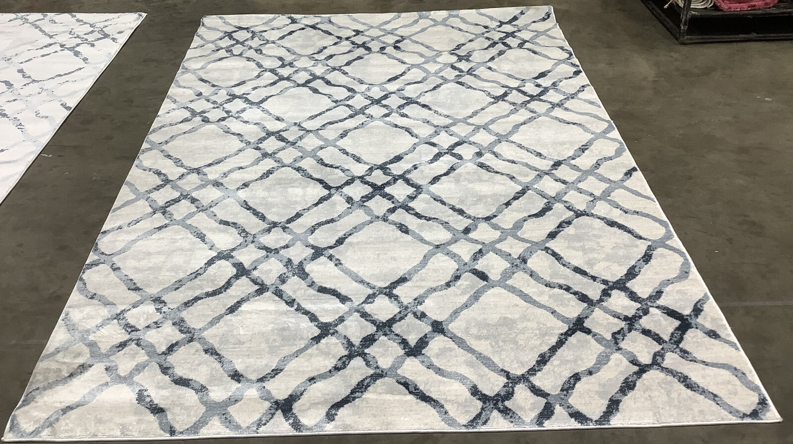 IVORY / TURQUOISE 5′-3″ x 7′-7″ Flaw in Rug, Reduced Price 1172677659 ISA957A-5