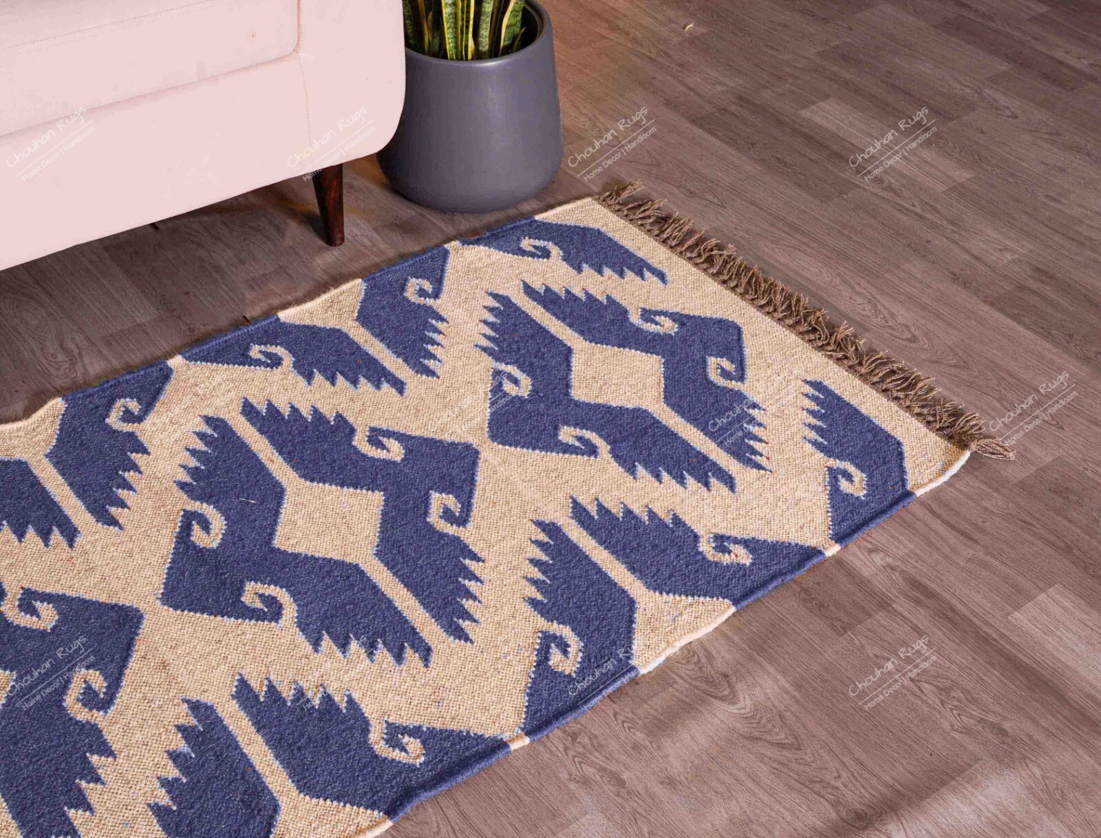Handwoven Wool Jute Kilim Rug, Off White With Light Blue Design Fringes Jute Rug