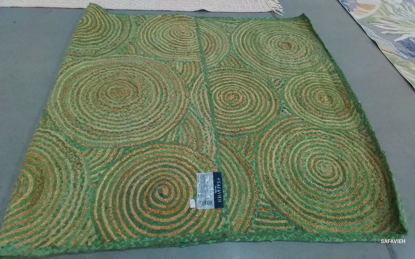 GREEN / NATURAL 6′-0″ x 9′-0″ Flaw in Rug, Reduced Price 1172808307 CAP203Y-6