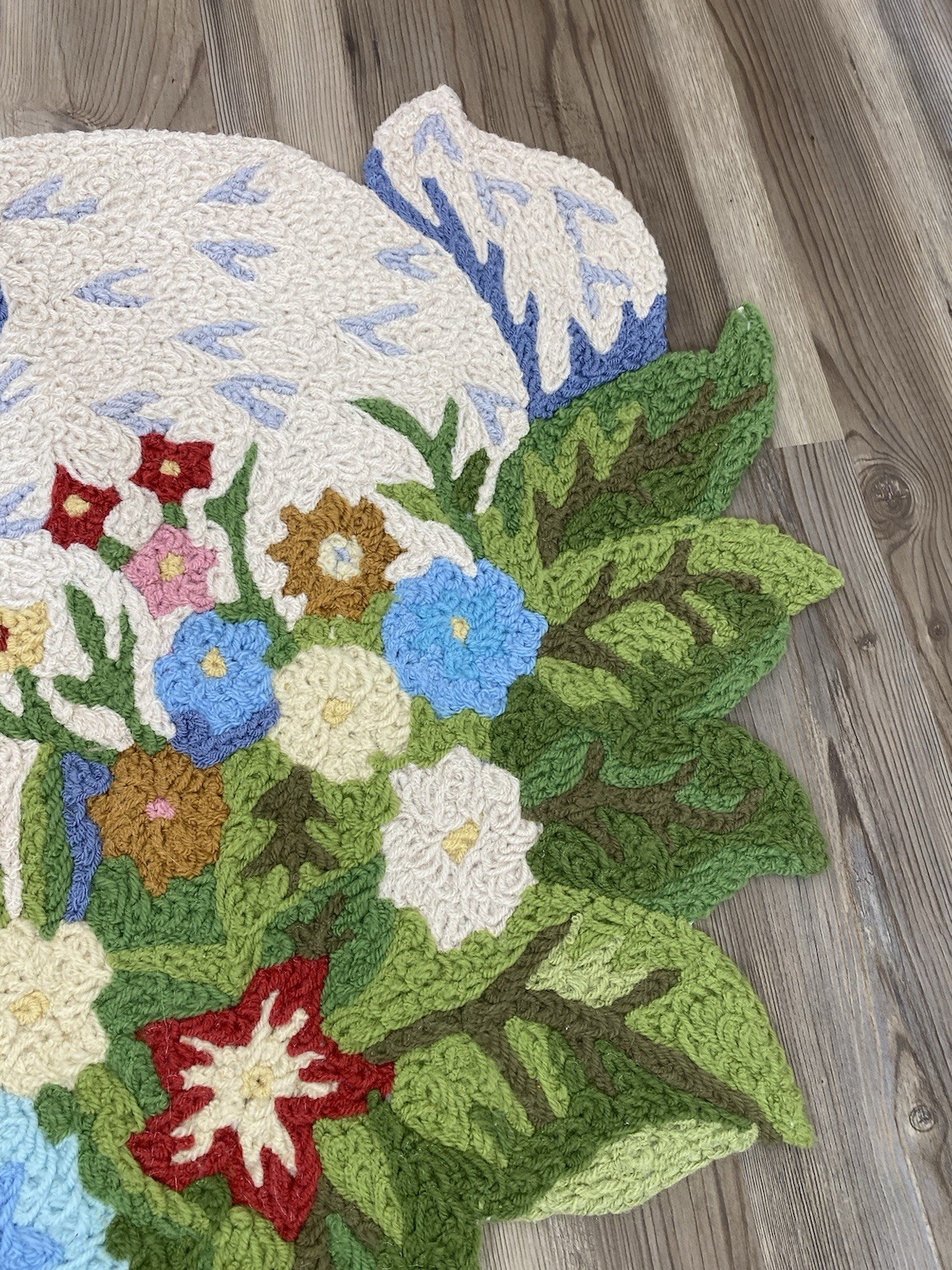 Textured Hook Loop Bunny Rabbit Rug Spring Decor Bright Floral Bouquet Easter