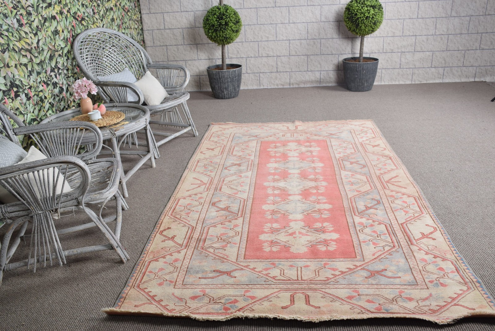 Vintage Turkish Rug 4,8×8,2 ft (147×250 cm), Pink Wool Rug