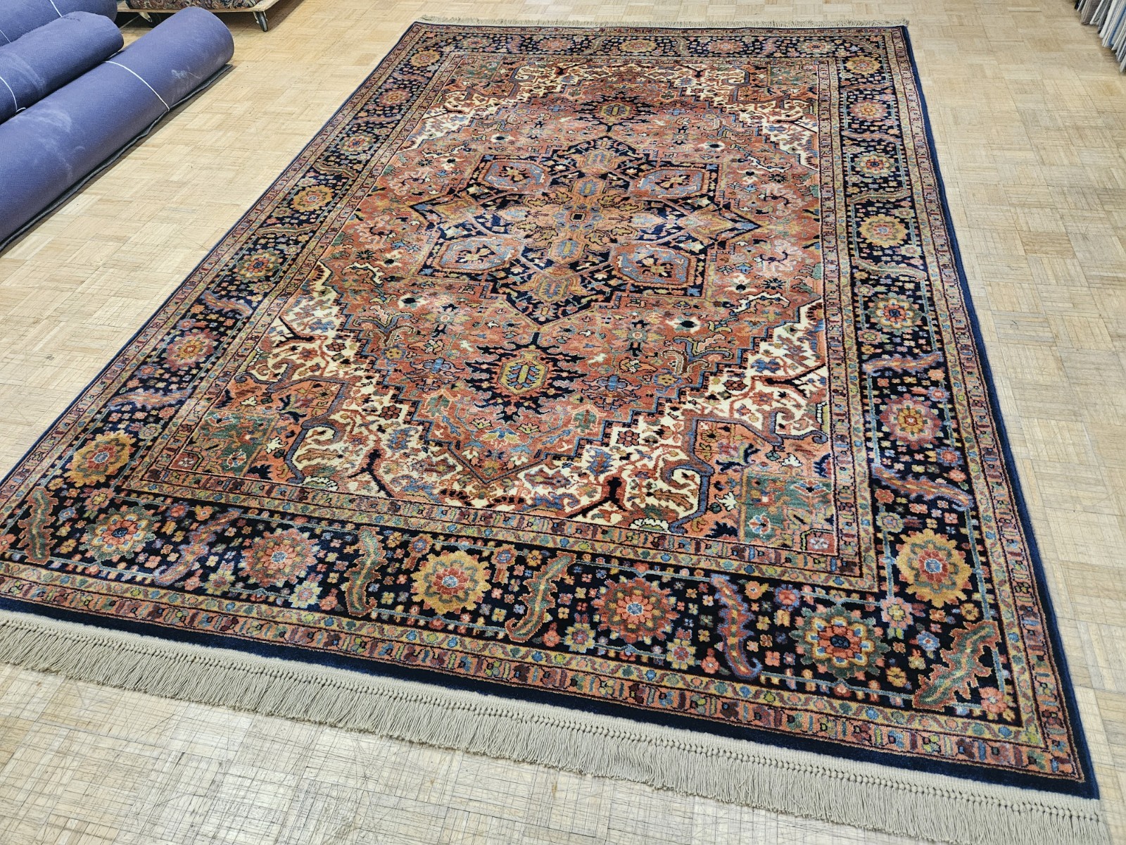 9×12 KARASTAN HERIZ 700 – 726 100% WOOL RUG GENUINE EXCELLENT CONDITION