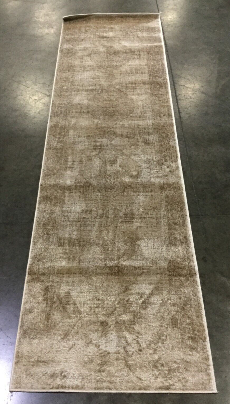CREME 2′-2″ X 8′ Flaw in Rug, Reduced Price 1172660266 VTG138-3440-28