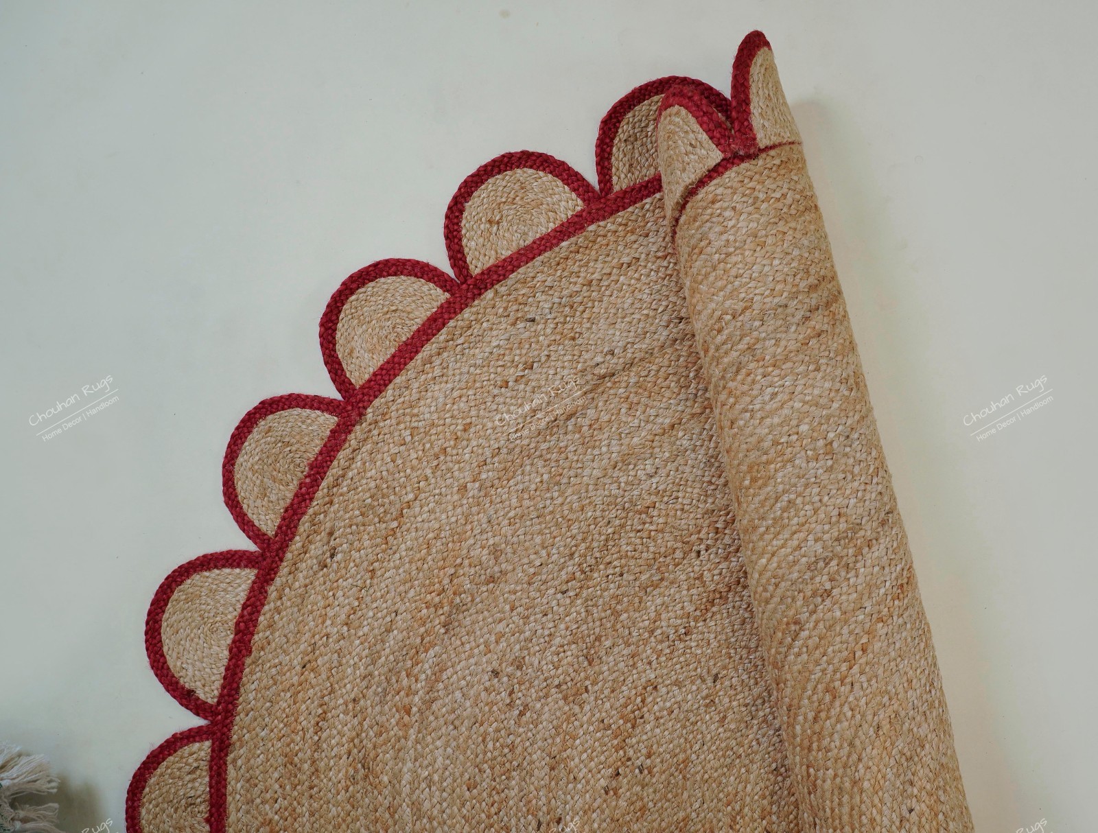 Hand Braided Scallop Jute rug with red border Vintage Home and Floor Decor Rugs