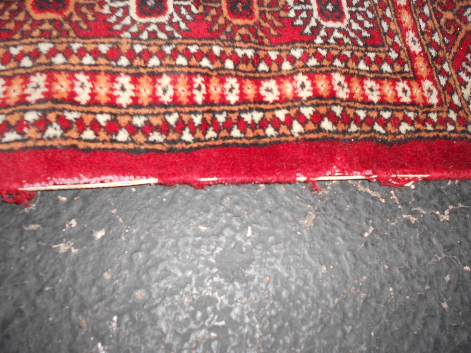 VINTAGE TRADITIONAL AREA RUG 5 x 3 ft. UNIQUE RED WOVEN PATTERN – P 14